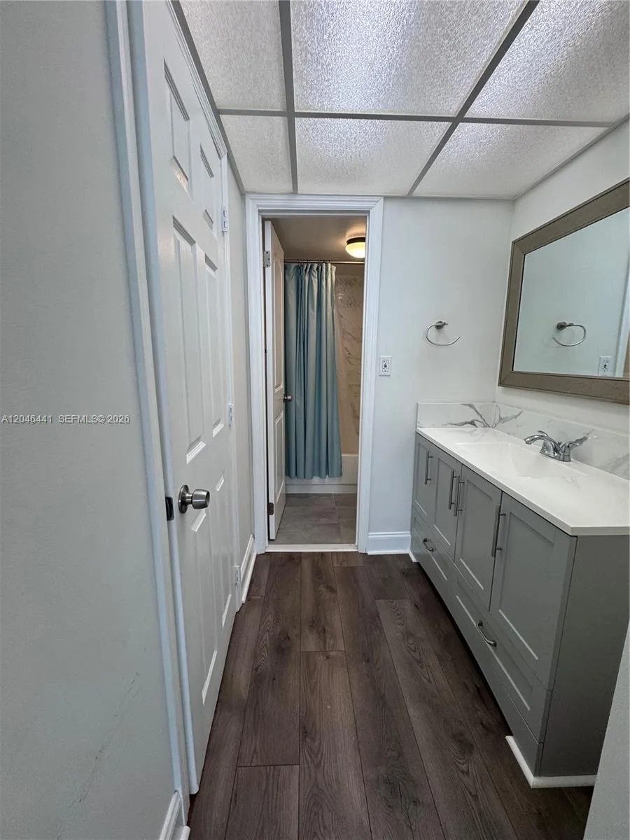 16710 NE 9th Ave #305 North Miami Beach, FL 33162