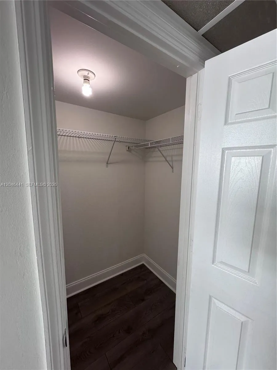 16710 NE 9th Ave #305 North Miami Beach, FL 33162