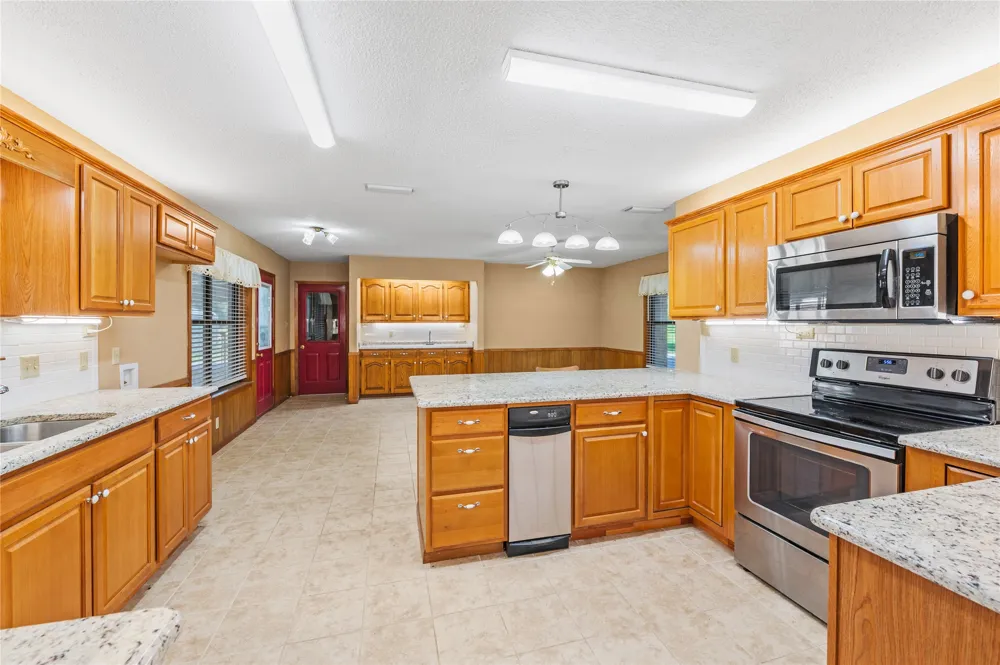 1104 W State Highway 154 Quitman, TX 75783