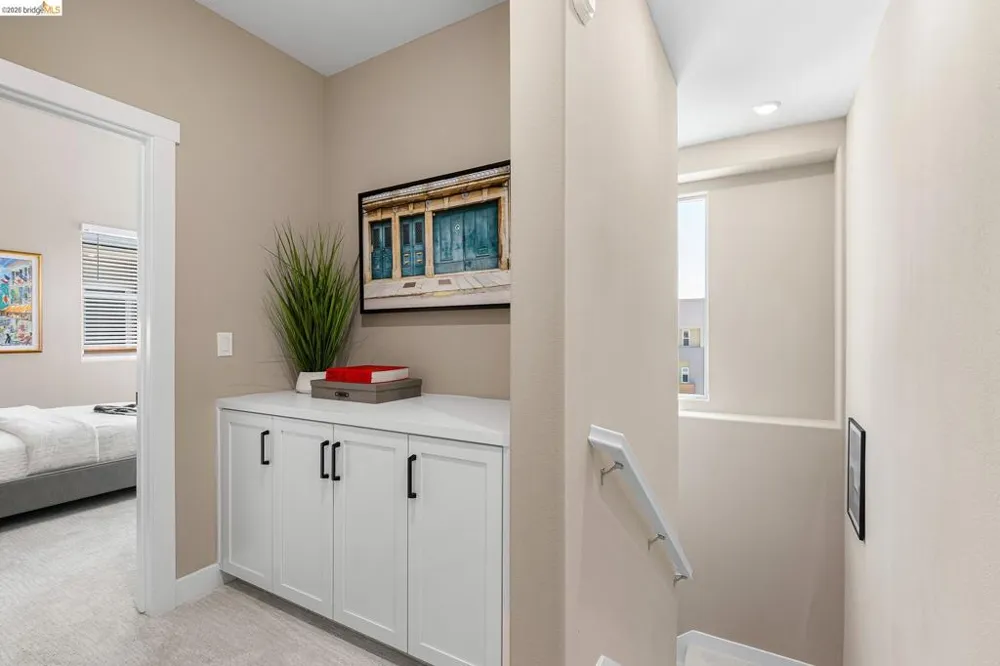 28928 Parkridge Loop #105 Hayward, CA 94544