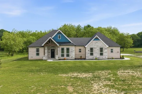 225 Gateway