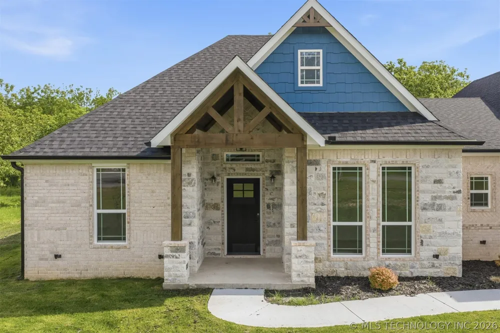 225 Gateway Ardmore, OK 73401