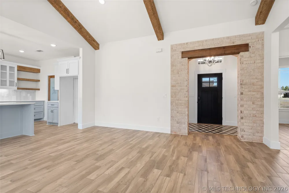 225 Gateway Ardmore, OK 73401