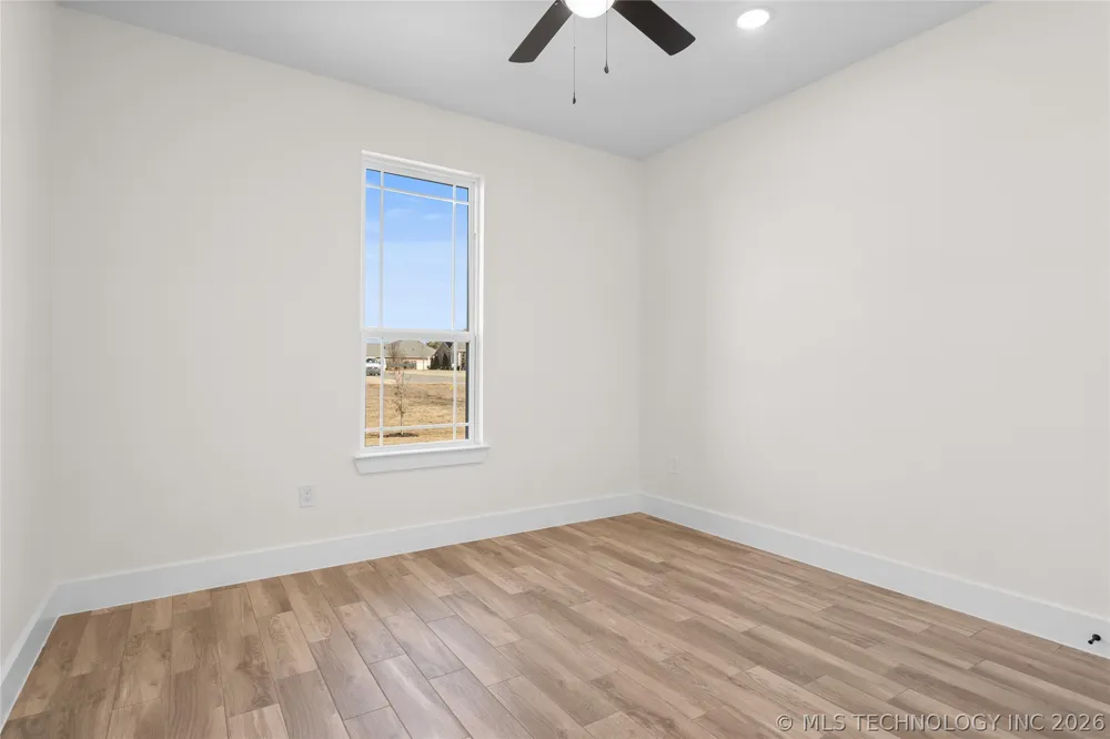 225 Gateway Ardmore, OK 73401