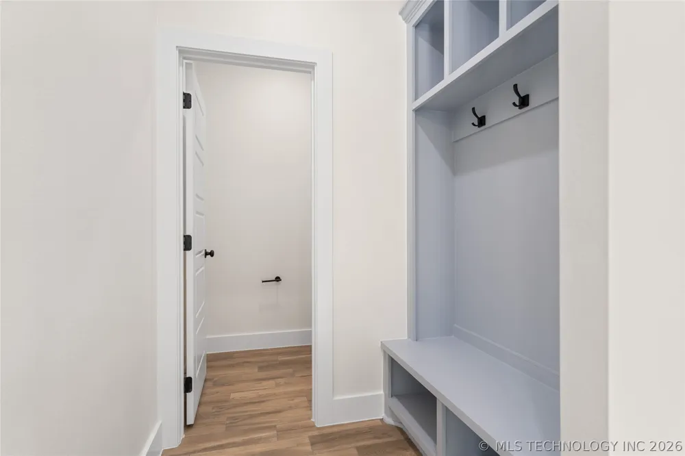 225 Gateway Ardmore, OK 73401