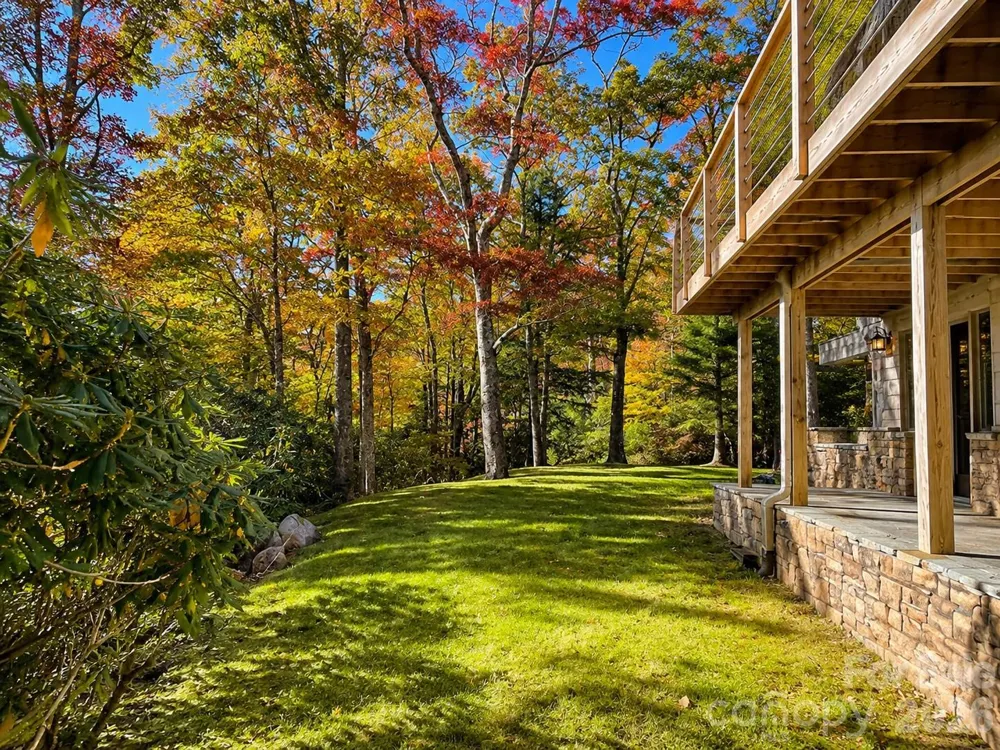 425 Flat Top Mountain Road Fairview, NC 28730