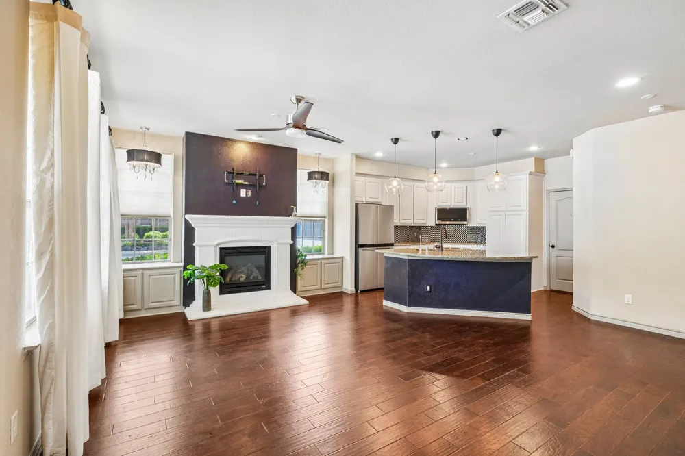 7937 Parkwood Boulevard Plano, TX 75024