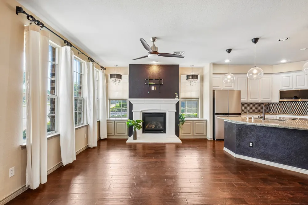 7937 Parkwood Boulevard Plano, TX 75024
