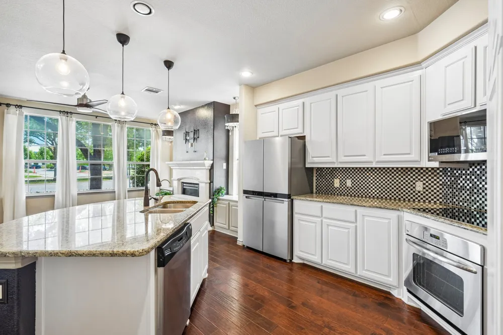 7937 Parkwood Boulevard Plano, TX 75024