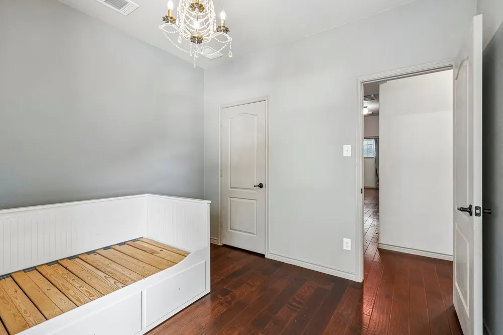 7937 Parkwood Boulevard Plano, TX 75024