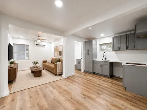 2223 San Antonio