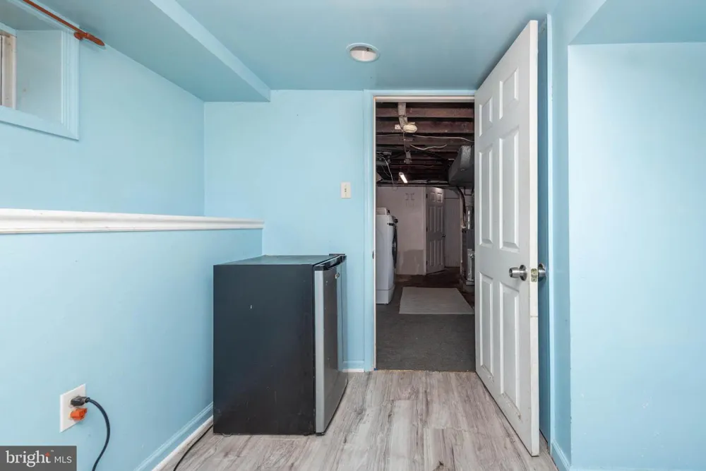 5111 ARDMORE WAY Baltimore, MD 21206