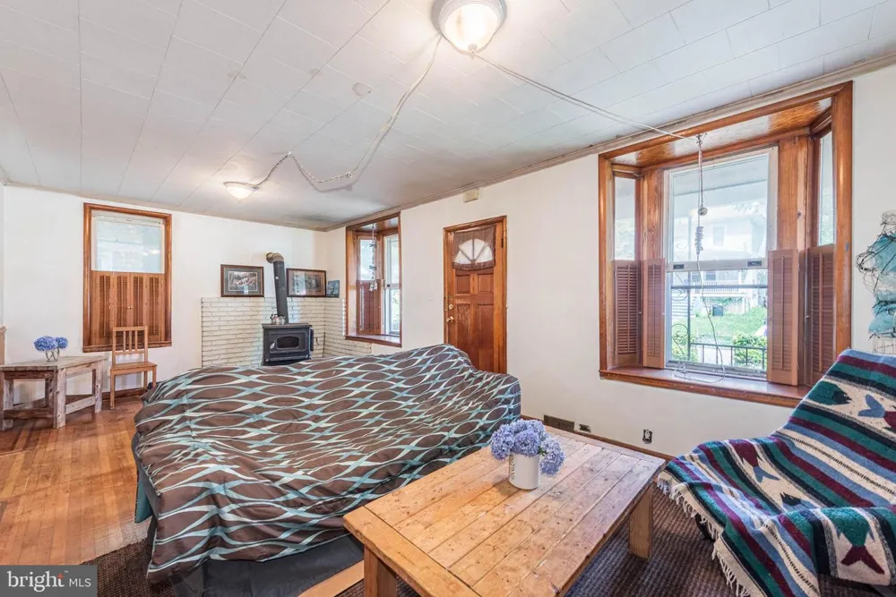 5111 ARDMORE WAY Baltimore, MD 21206