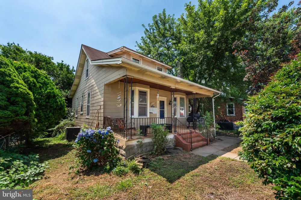 5111 ARDMORE WAY Baltimore, MD 21206