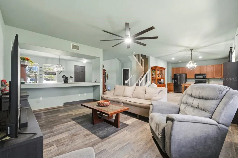 2203 BLACKWOOD DRIVE Mulberry, FL 33860