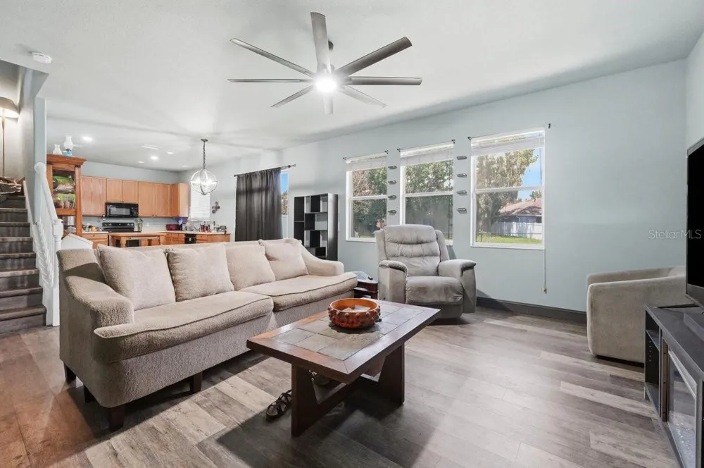 2203 BLACKWOOD DRIVE Mulberry, FL 33860