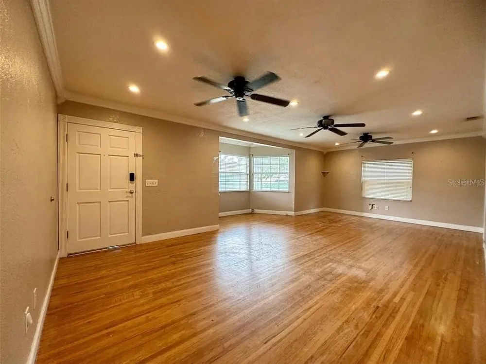 702 AVENUE H NE Winter Haven, FL 33881