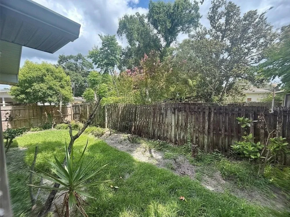 702 AVENUE H NE Winter Haven, FL 33881