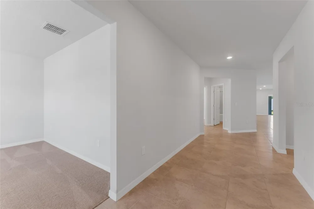 9642 SUMMERS CAY CIRCLE Thonotosassa, FL 33592