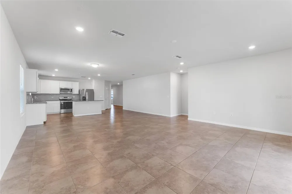 9642 SUMMERS CAY CIRCLE Thonotosassa, FL 33592