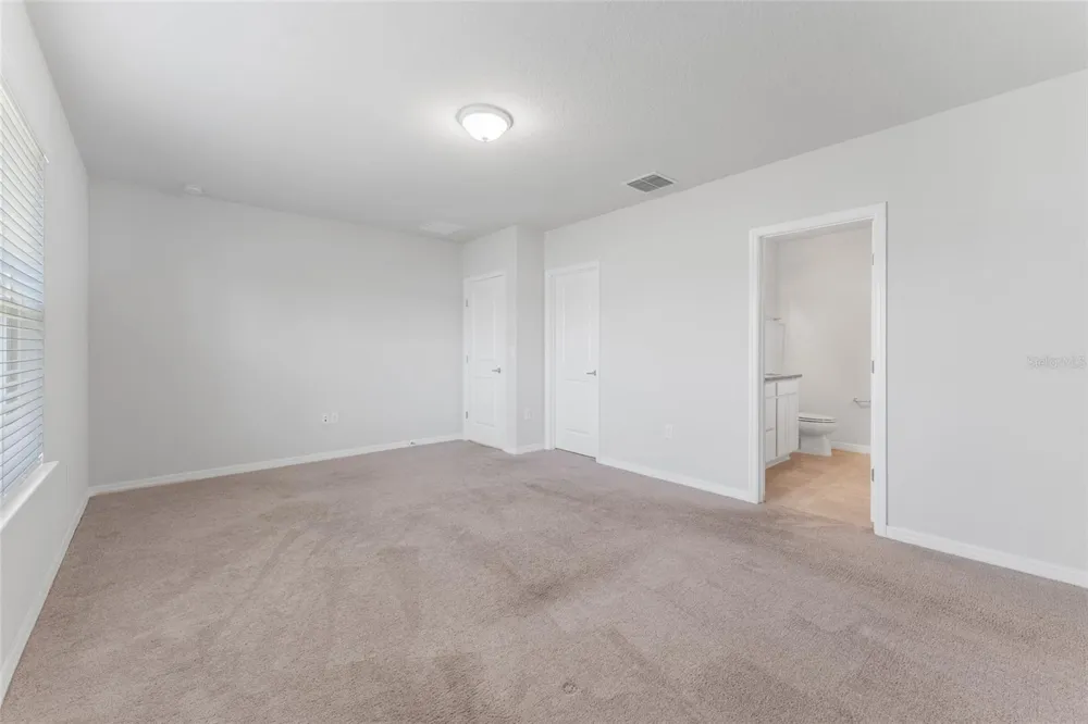 9642 SUMMERS CAY CIRCLE Thonotosassa, FL 33592