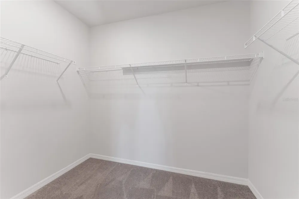 9642 SUMMERS CAY CIRCLE Thonotosassa, FL 33592