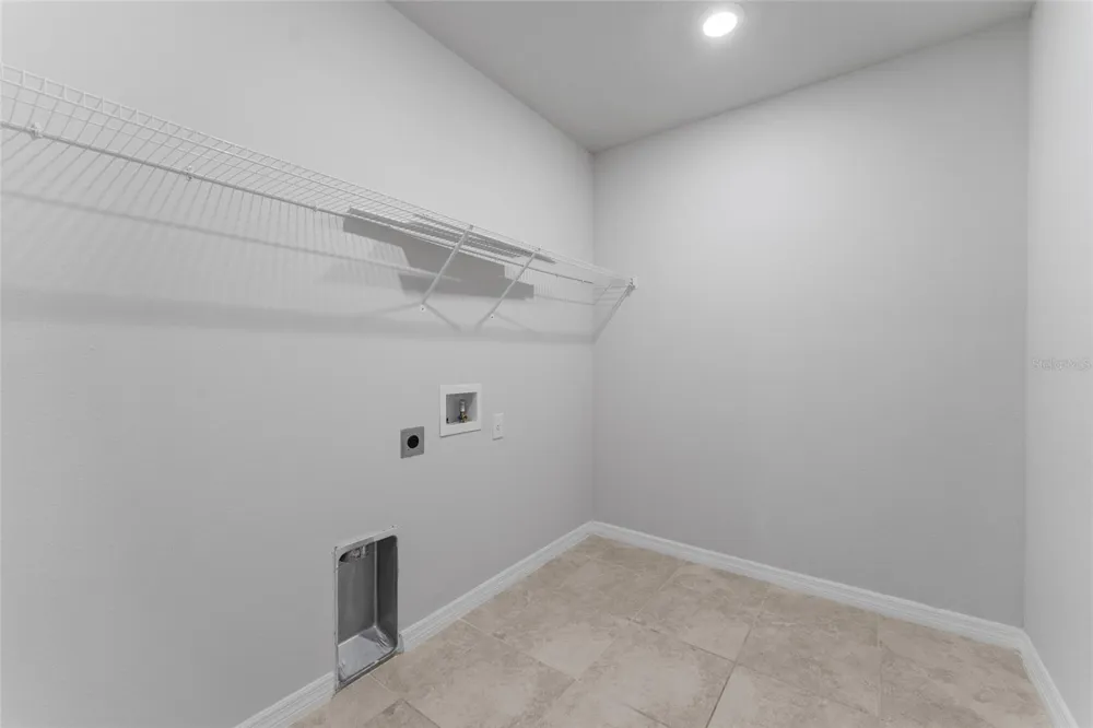 9642 SUMMERS CAY CIRCLE Thonotosassa, FL 33592