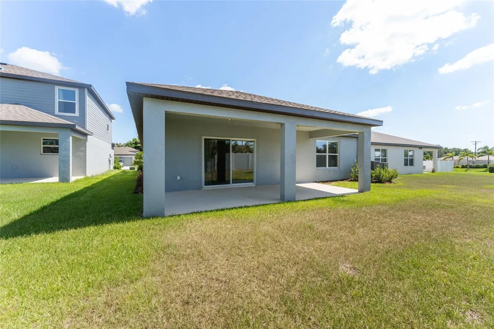 9642 SUMMERS CAY CIRCLE Thonotosassa, FL 33592