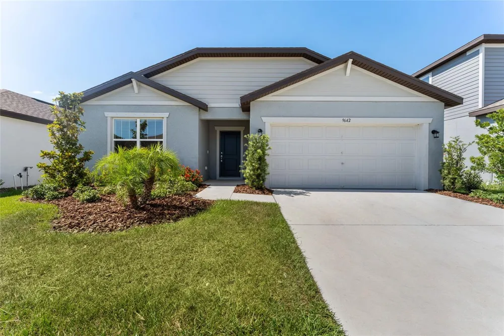 9642 SUMMERS CAY CIRCLE Thonotosassa, FL 33592