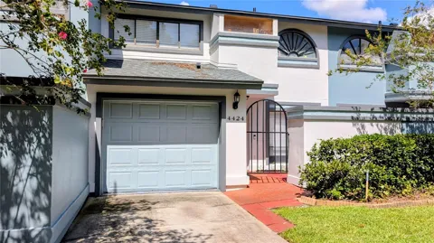 4424 DUNWOODY PLACE #13