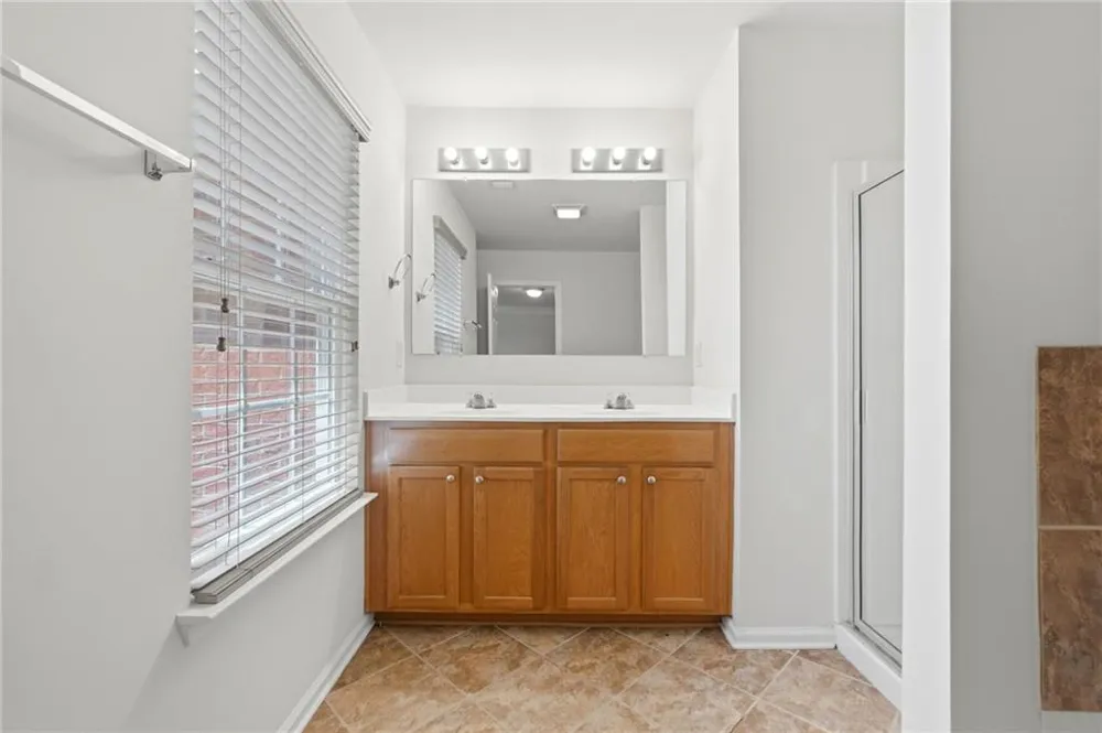 6147 Bellewood Ash Lane Tucker, GA 30084