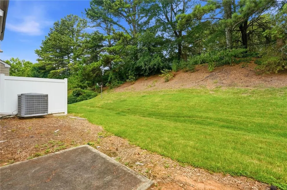 6147 Bellewood Ash Lane Tucker, GA 30084