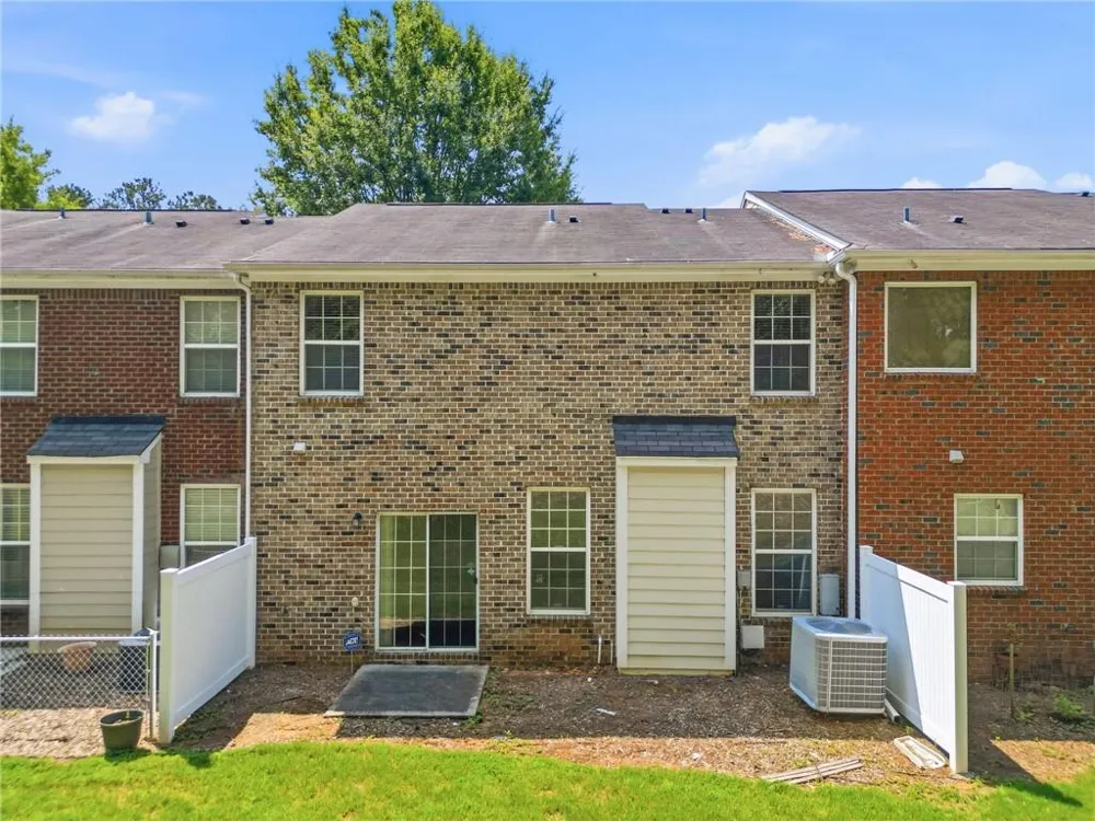 6147 Bellewood Ash Lane Tucker, GA 30084