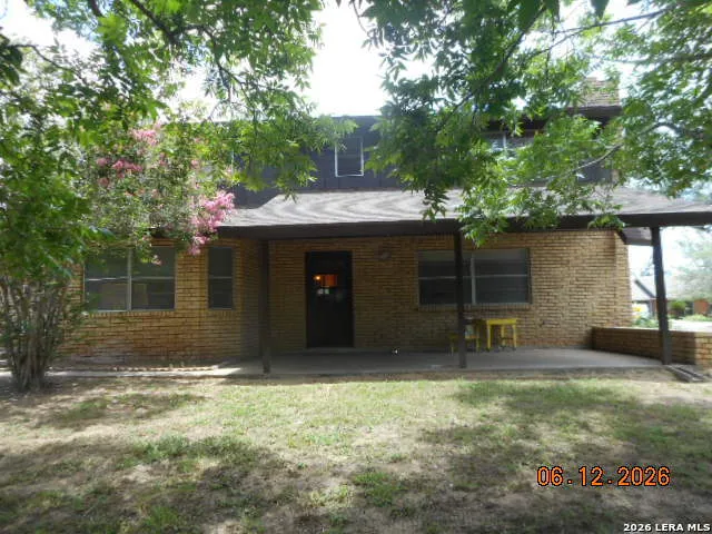 412 Chaparral Dr. Pleasanton, TX 78064