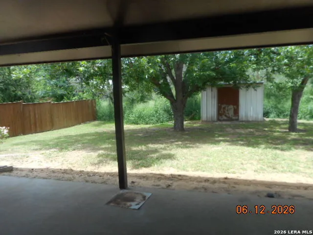 412 Chaparral Dr. Pleasanton, TX 78064