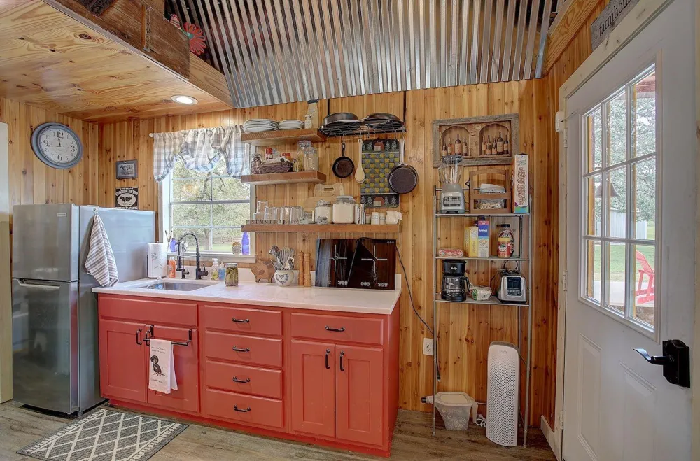 4838 Rocky Creek Road La Grange, TX 78945