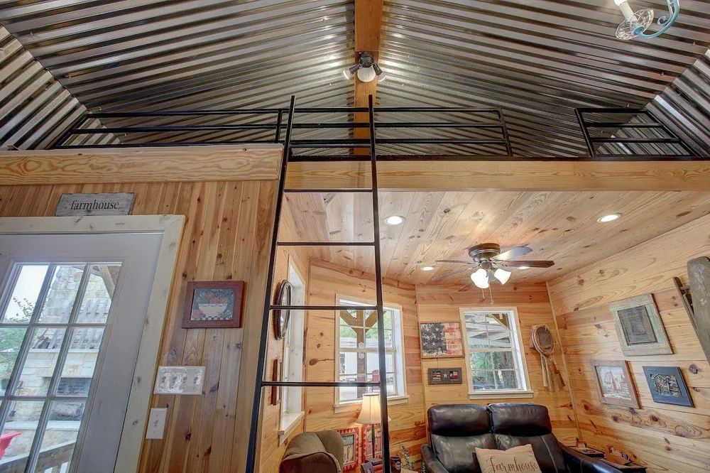 4838 Rocky Creek Road La Grange, TX 78945