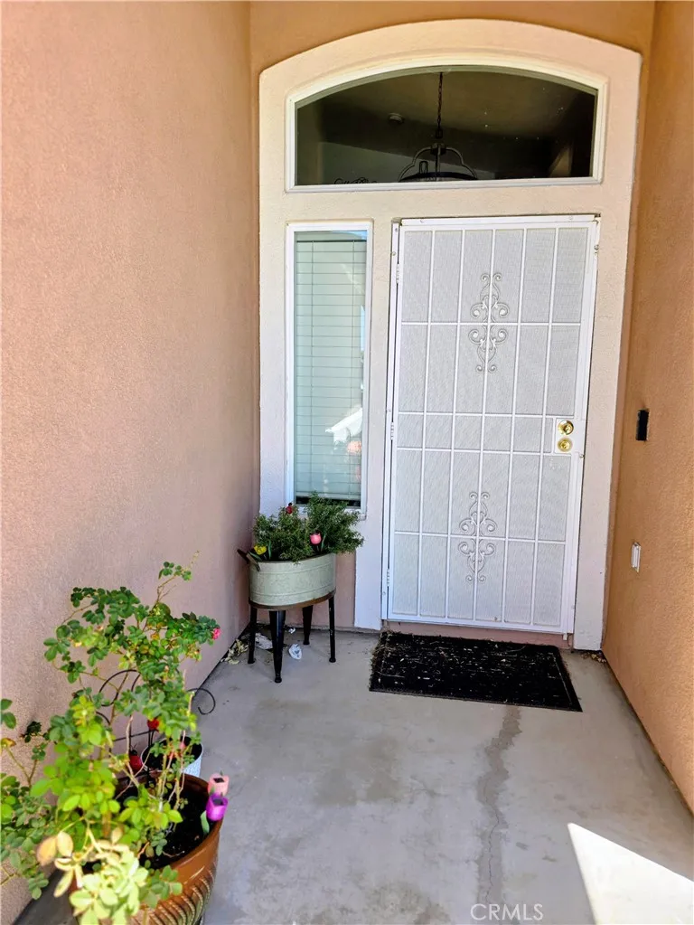 11324 Villa Street Adelanto, CA 92301
