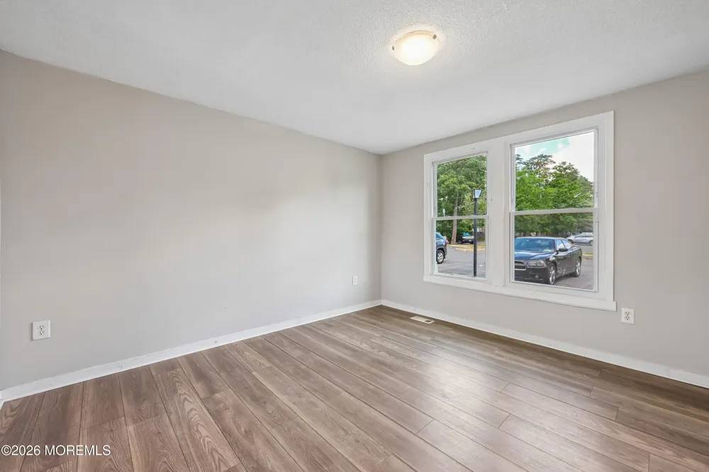 23 Theresa Court Galloway, NJ 08205