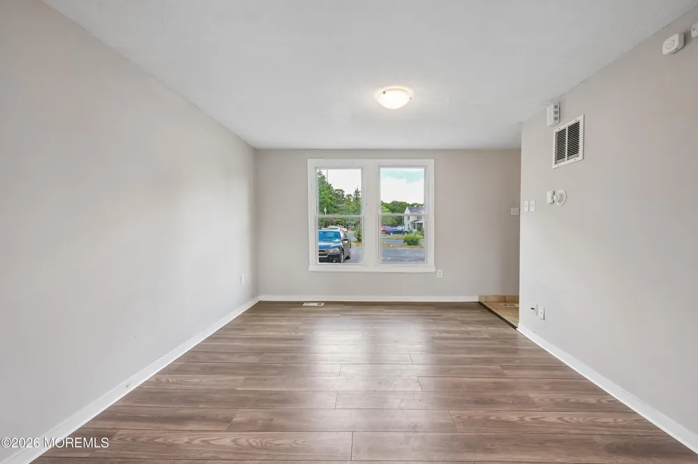 23 Theresa Court Galloway, NJ 08205