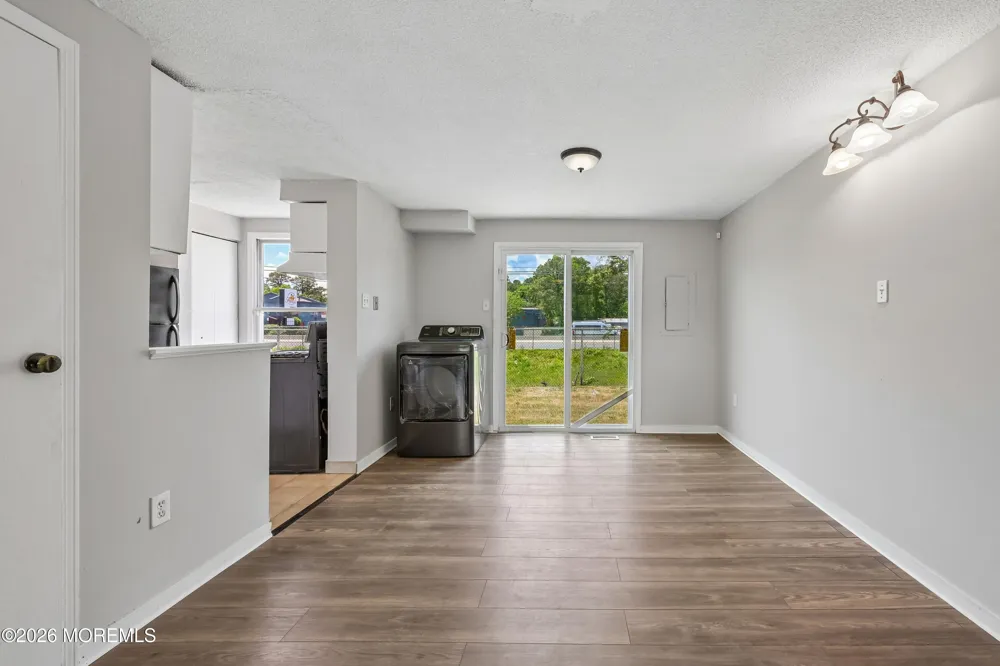 23 Theresa Court Galloway, NJ 08205
