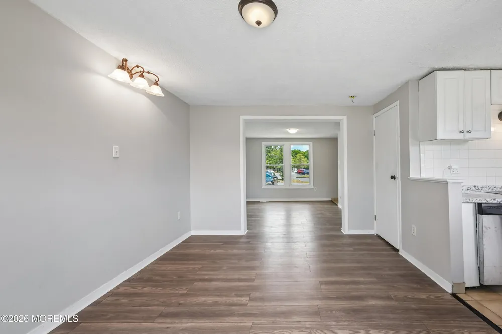 23 Theresa Court Galloway, NJ 08205