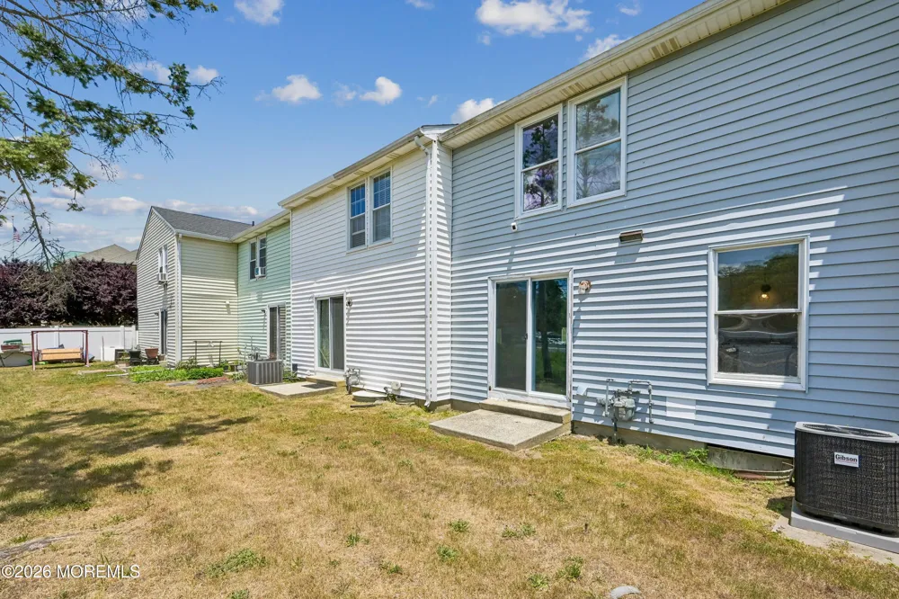 23 Theresa Court Galloway, NJ 08205
