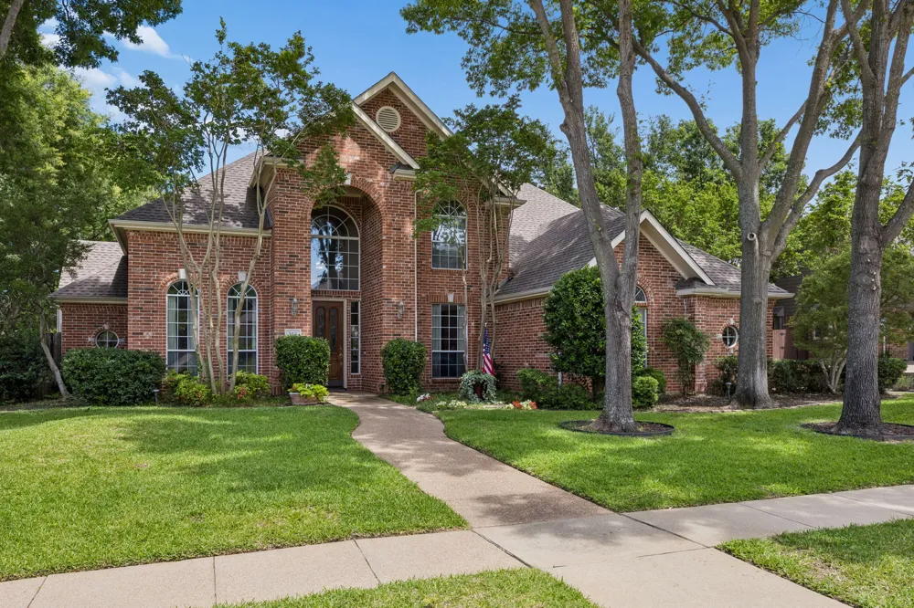 303 Waterford Court Southlake, TX 76092