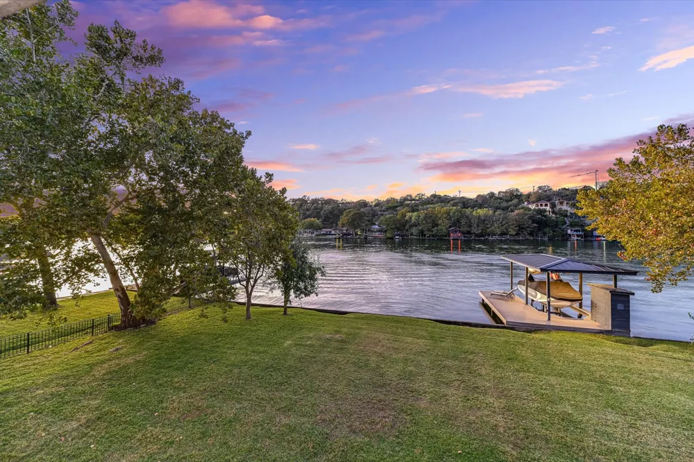 3100 Rivercrest Drive Austin, TX 78746