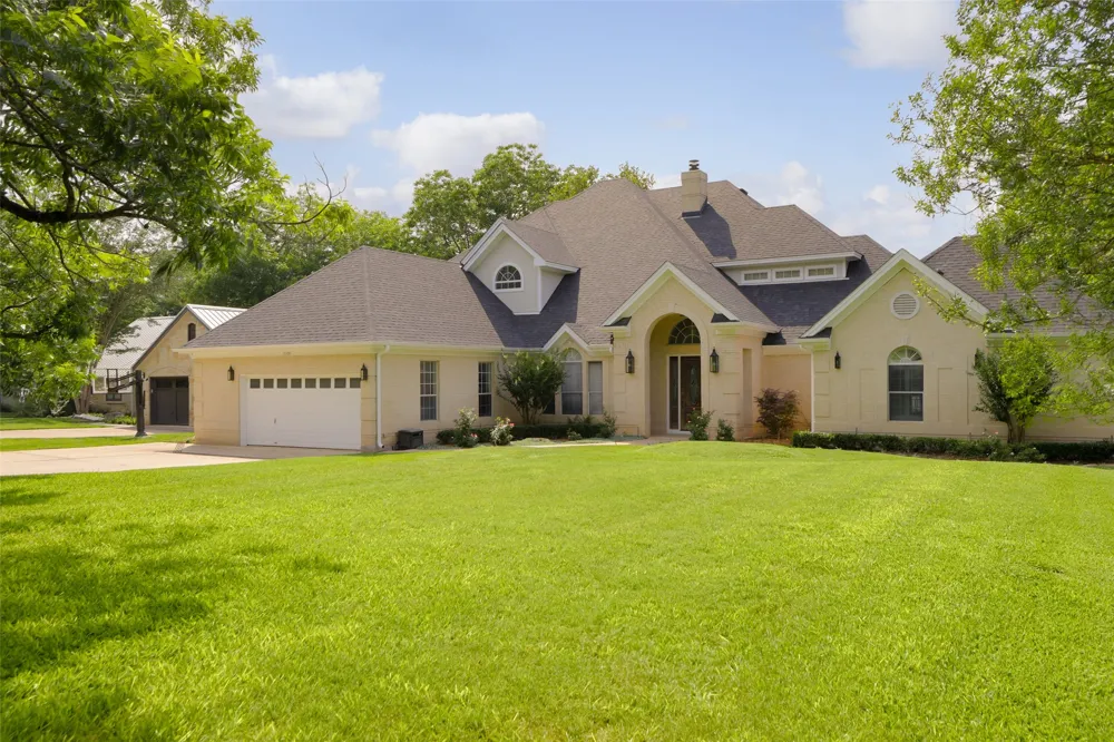 3100 Rivercrest Drive Austin, TX 78746
