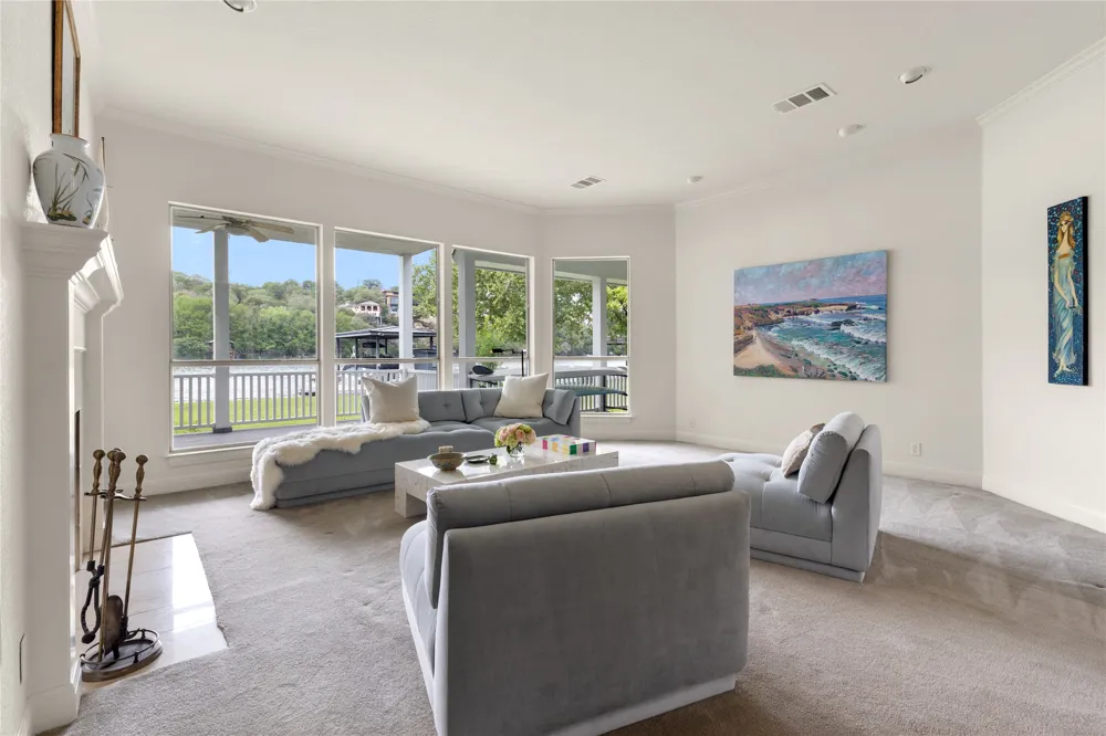 3100 Rivercrest Drive Austin, TX 78746