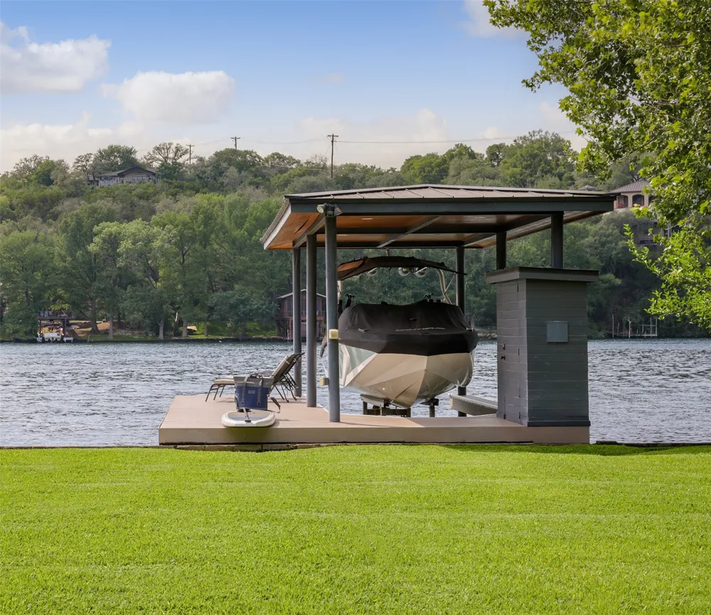 3100 Rivercrest Drive Austin, TX 78746