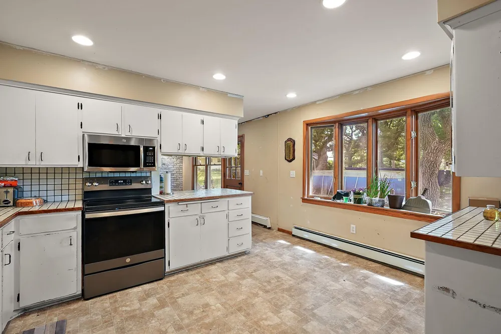 31113 US Highway 169 NW Princeton, MN 55371