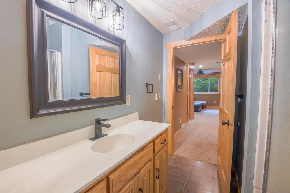 14586 31st Street Clear Lake, MN 55319